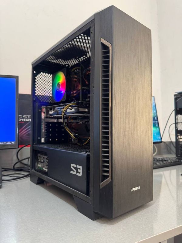 Core i5 6500 ddr4 8gb Core i5 6500 ddr4 8gb