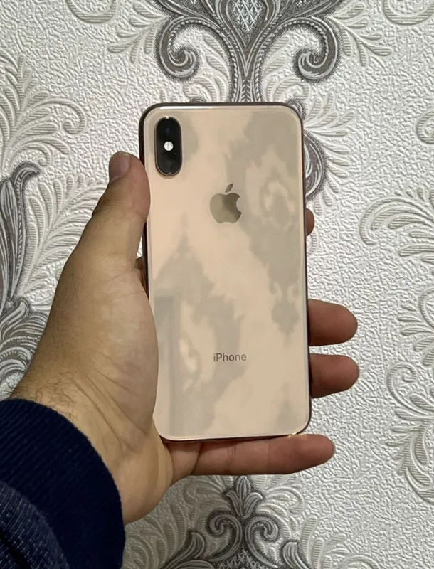 iPhone xs 64 talik 100usliny narxi 1.300 iPhone xs 64 talik 100usliny narxi 1.300