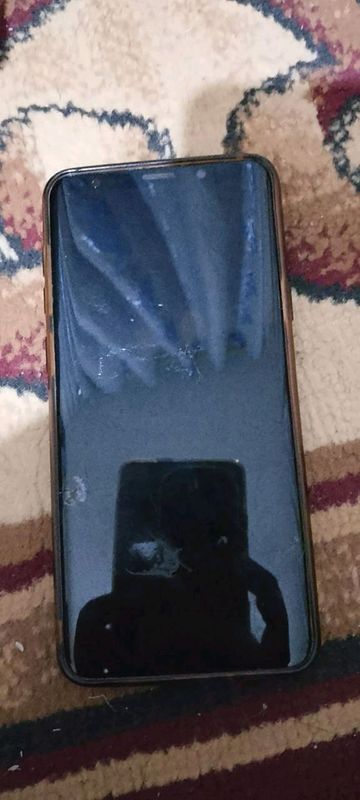 SAMSUNG S 9 + hokati zur sal singan abmen yoq