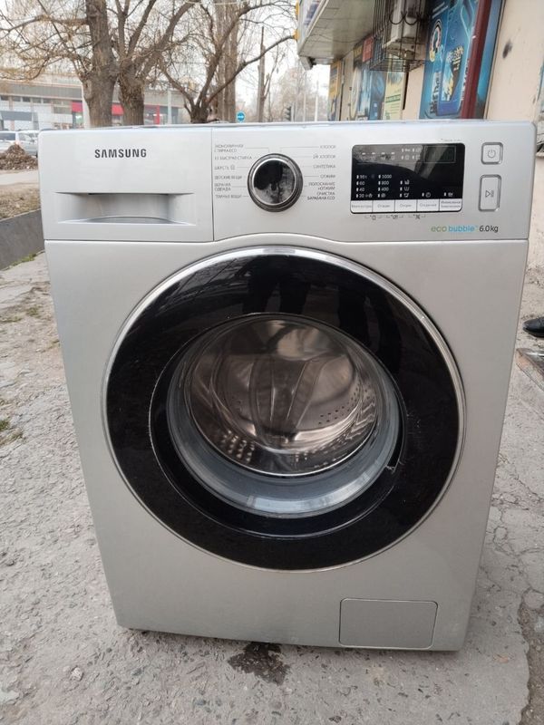 Стиральная машинка Samsung eco bable 6 kg