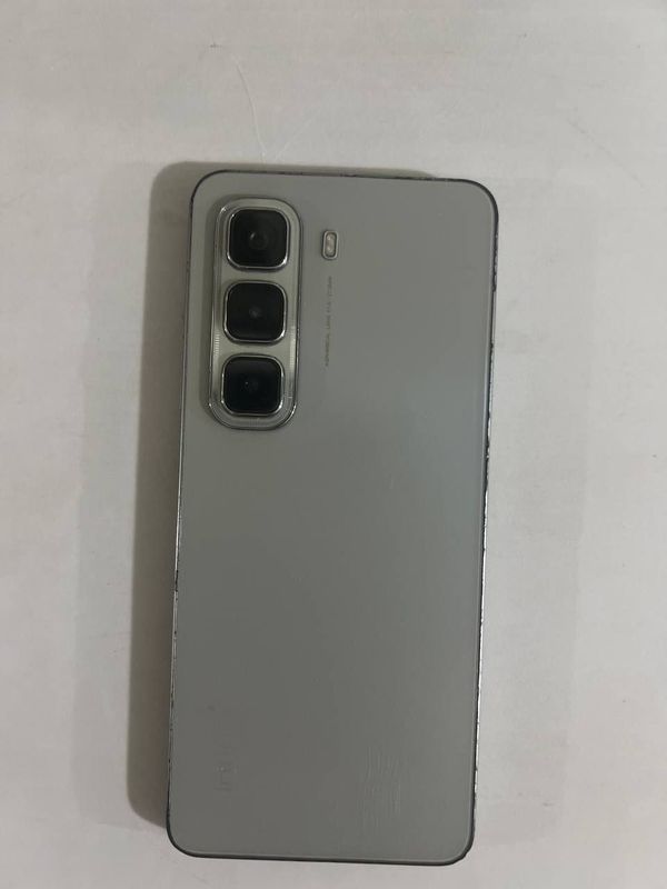 infinix HOT 50 infinix HOT 50