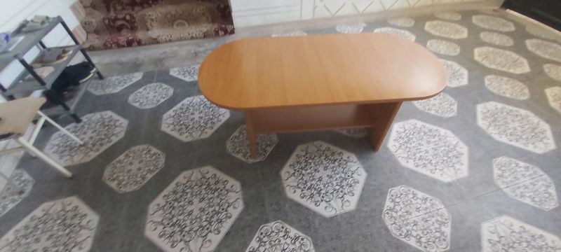 Продаётся Стол. Полша Продаётся Стол. Полша