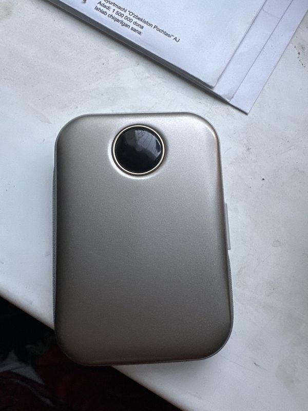 Power 38Wh 5800mAh(5V=3A)
