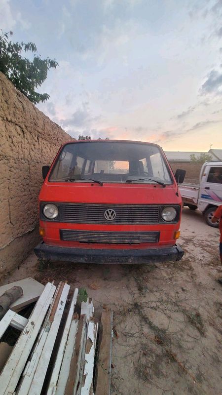 Volkswagen t3  furgon foodtrack uchun