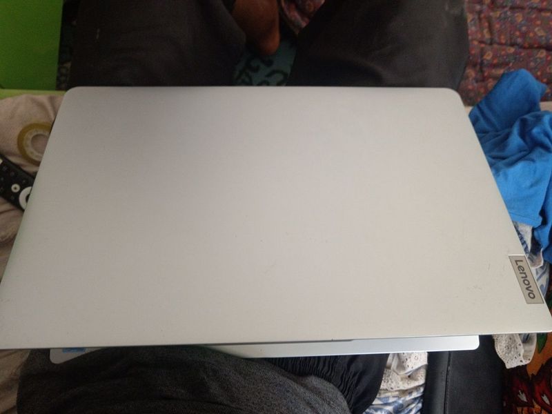 Lenovo Ideapad 1 15igl7