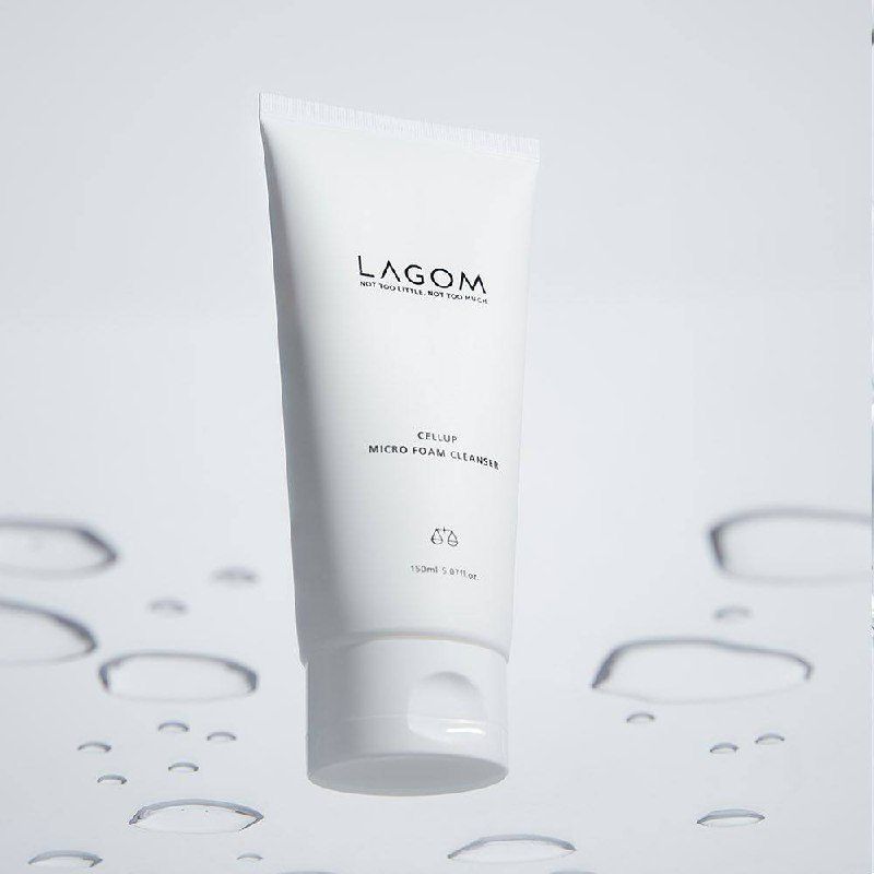 Увлажняющая пенка для умывания Lagom Cellup Micro Foam Cleanser
