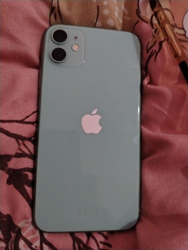 Iphone 11 с гарантии Iphone 11 с гарантии
