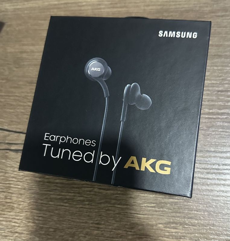 Наушники samsung akg EO-IG955 проводные 3.5мм Наушники samsung akg EO-IG955 проводные 3.5мм