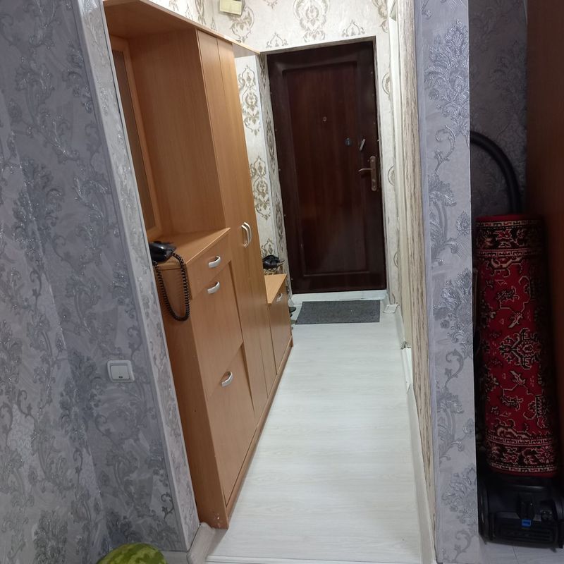 Якасарой бобур кучаси 2 этаж 1 хонали 2 хонали килинган кондиционер к Якасарой бобур кучаси 2 этаж 1 хонали 2 хонали килинган кондиционер к