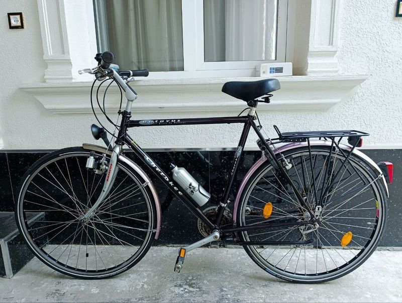 Batavus 28 Gollandiya velosipedi Batavus 28 Gollandiya velosipedi