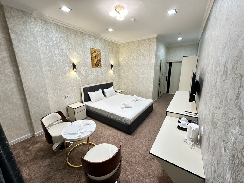 Almir Avenue Hotel
