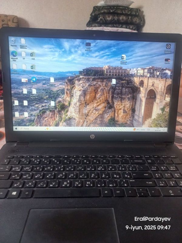 Noutbook Hp Holati yaxshi Noutbook Hp Holati yaxshi