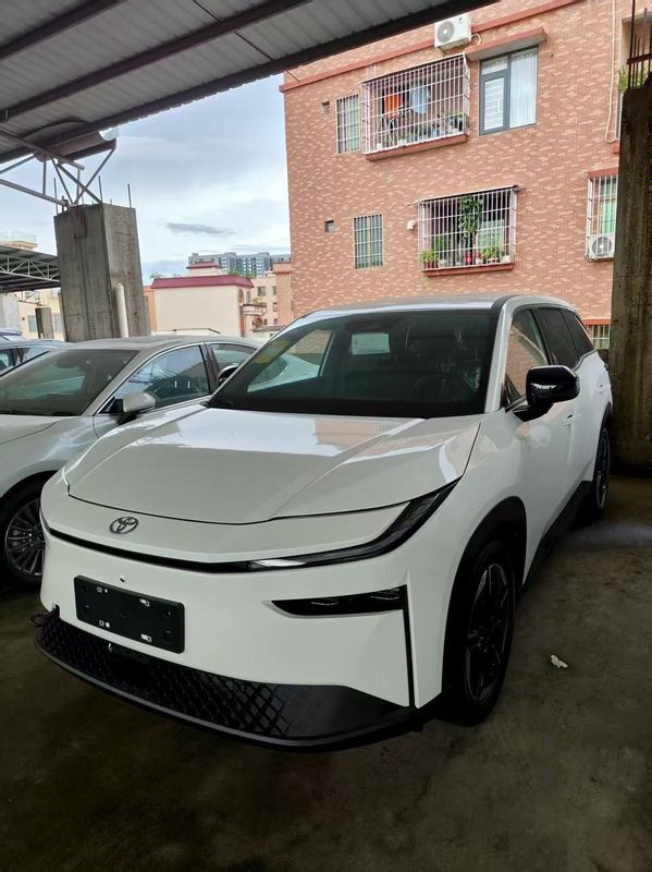 Toyota 2024 yil full 2 Toyota 2024 yil full 2