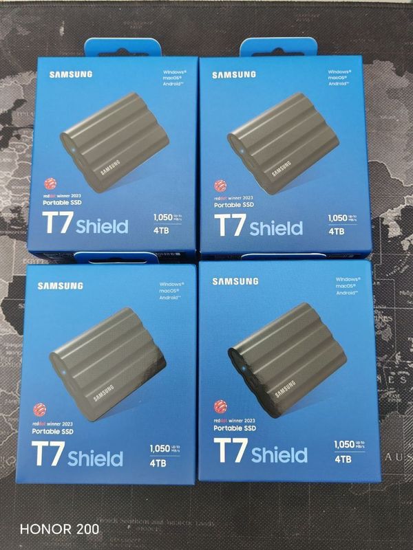 Samsung T7 Shield 4tb