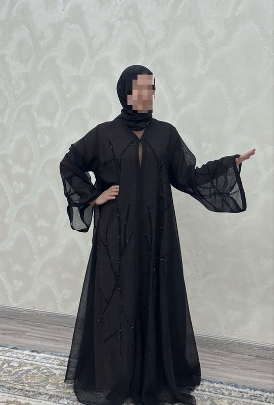 Abaya dubaiki svarovskiy toshli Abaya dubaiki svarovskiy toshli