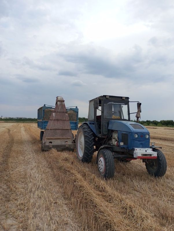 Traktor va kir paltara sotiladi Traktor va kir paltara sotiladi