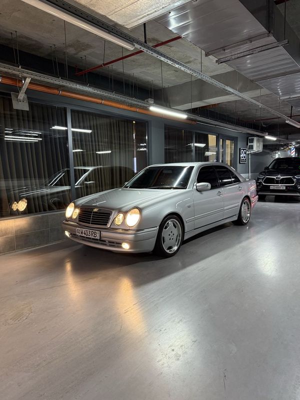 Mercedes W210 E55 AMG Mercedes W210 E55 AMG