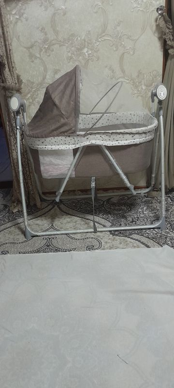 Bolalar karavati belanchakli
