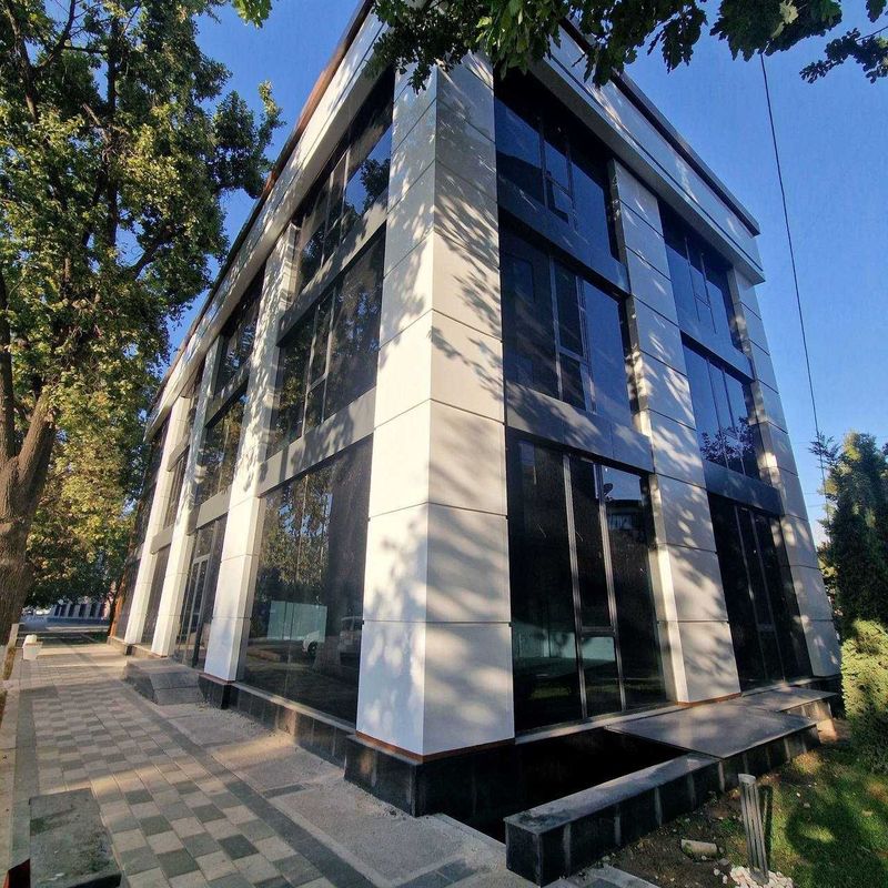 Продаётся Здание! Ор-р Лабзак, Плов Комолон Продаётся Здание! Ор-р Лабзак, Плов Комолон