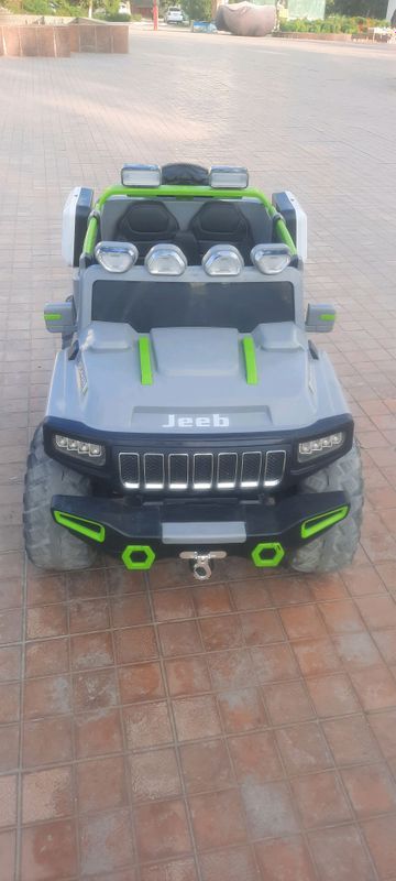 soriladi jeep holati yaxshi soriladi jeep holati yaxshi