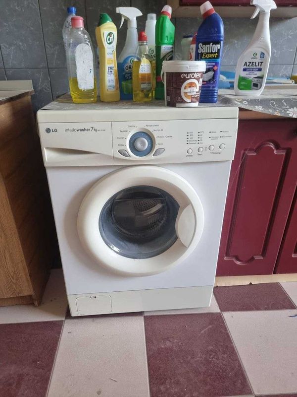 Продам стиральную машину LG 7кг в рабочем состоянии Продам стиральную машину LG 7кг в рабочем состоянии