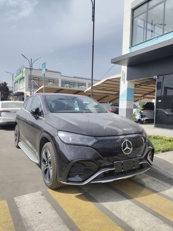 Mercedes EQE 500 SUV v nalichii Mercedes EQE 500 SUV v nalichii