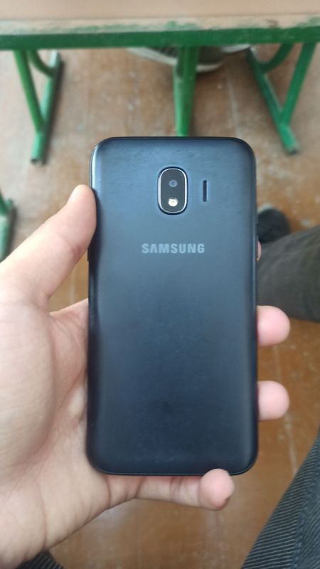 Samsung j250 ideal holatda