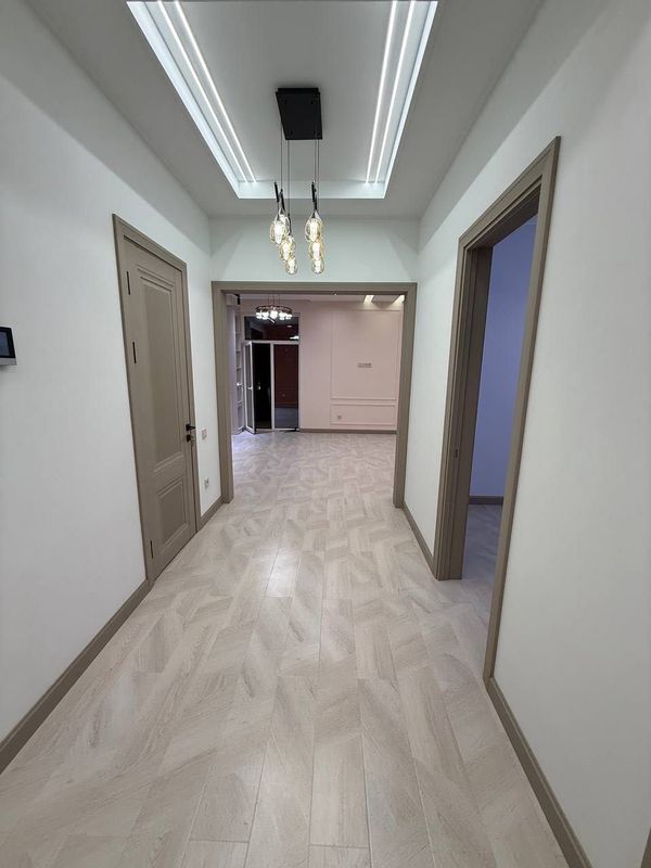 Cambridge Residence Продается 3 комнатная квартира ремонт ул.МКАД Cambridge Residence Продается 3 комнатная квартира ремонт ул.МКАД