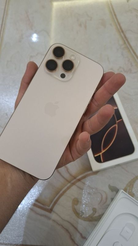 Iphone 16 pro max srochna Iphone 16 pro max srochna