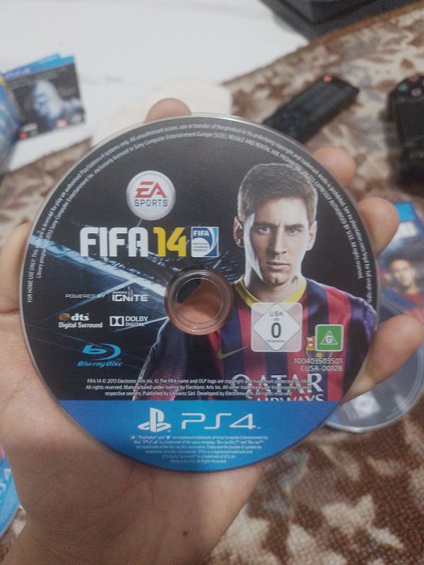 FIFA 14 PS4 UCHUN YANGI kamchiliklari yuq