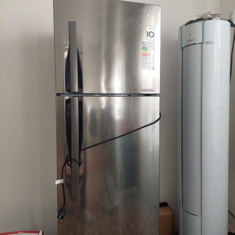 Холодильник LG состояние ОТЛИЧНОЕ Холодильник LG состояние ОТЛИЧНОЕ
