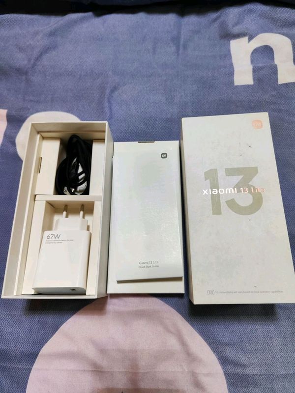 Xiaomi 13 lite 5g.  12/256 gb ideal holatda