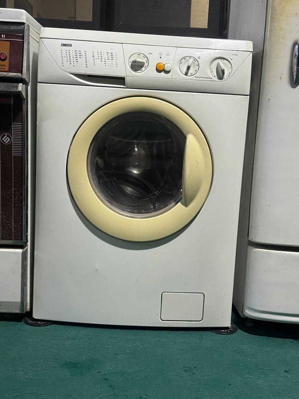 Стиральная машина Zanussi Стиральная машина Zanussi