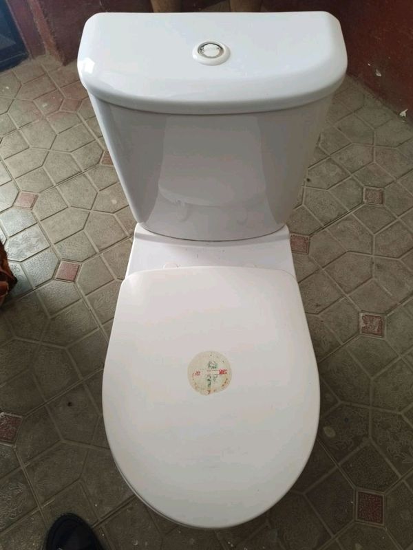 продается унитаз