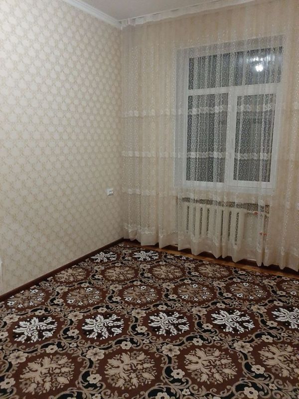 Лабзак. 2 хоналик уй. Ижарага берилади оилага Лабзак. 2 хоналик уй. Ижарага берилади оилага
