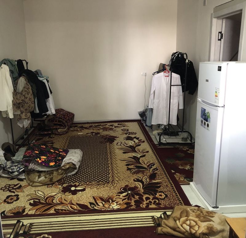 Bir kishiga kvartira bor Bir kishiga kvartira bor