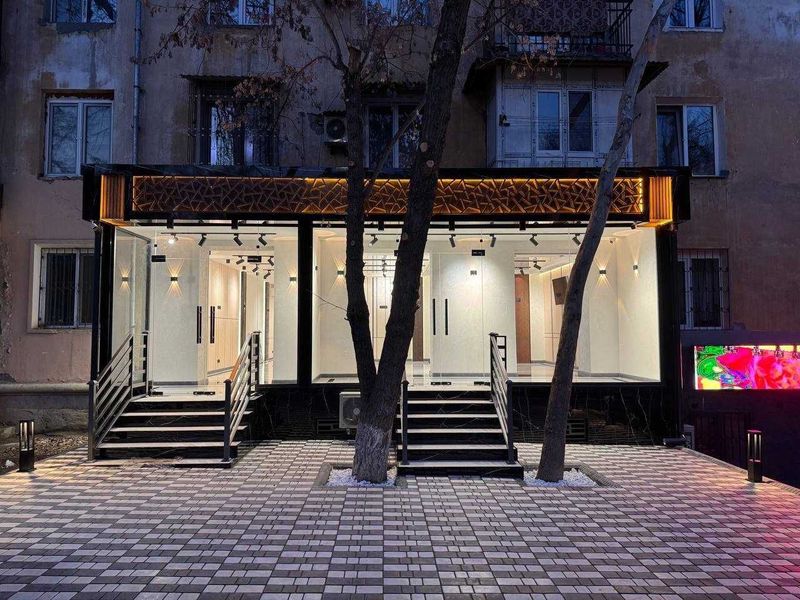 Своя!!! Новомосковская 73м2+140м2 нежилое помещение Продажа Своя!!! Новомосковская 73м2+140м2 нежилое помещение Продажа