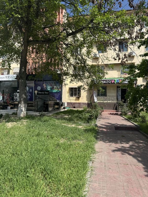 Продается квартира под нежилое помещение Ц6 Продается квартира под нежилое помещение Ц6