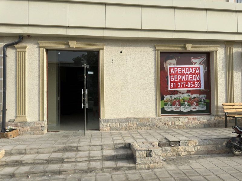 Продается коммерческое помещение в центре города Продается коммерческое помещение в центре города