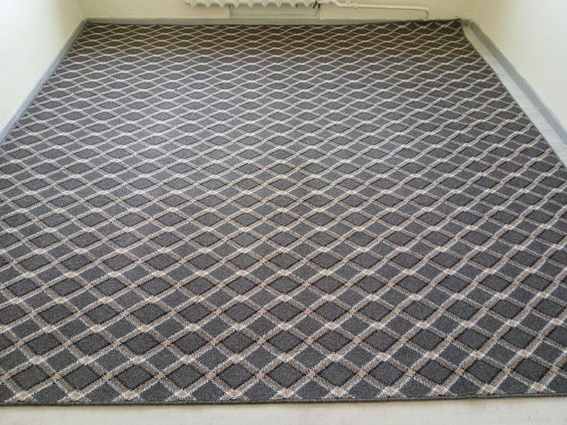 3×3 razmer gilam sotiladi. 3×3 razmer gilam sotiladi.