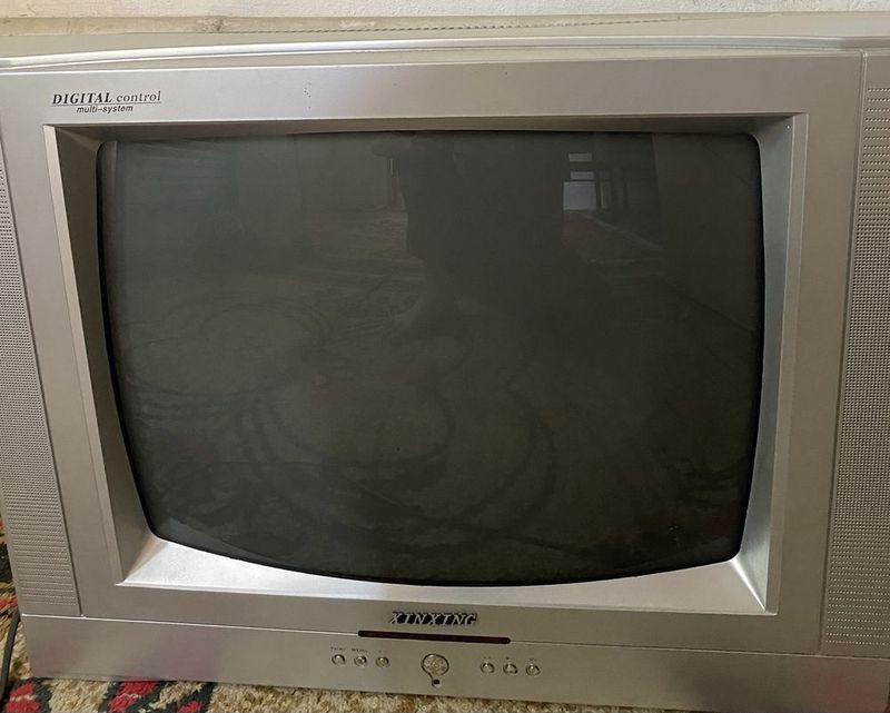 televizor 2 ta tumba televizor uchun yangi 100% ishlaydi aybi yoq televizor 2 ta tumba televizor uchun yangi 100% ishlaydi aybi yoq