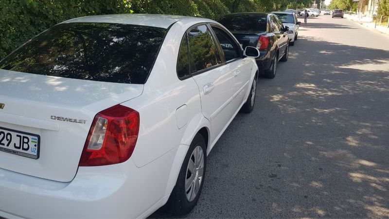 Lacetti 2013 yil 1.8 mator Lacetti 2013 yil 1.8 mator