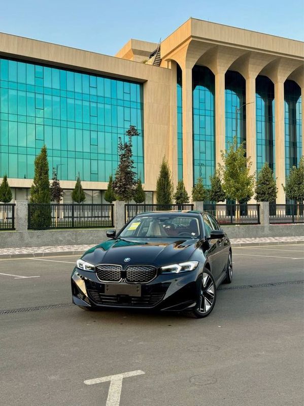 2025 BMW I3 40L Sport Night 2025 BMW I3 40L Sport Night