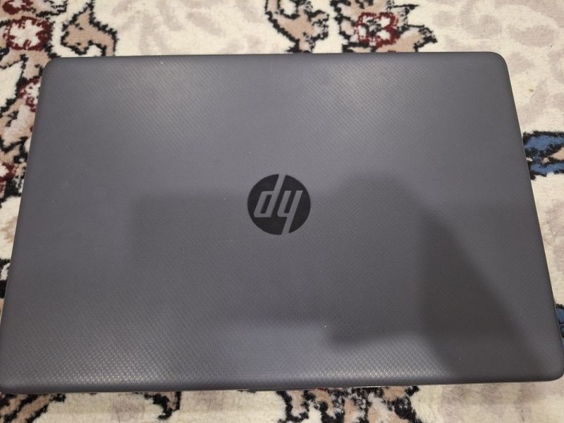 Notebook HP 250. Notebook HP 250.