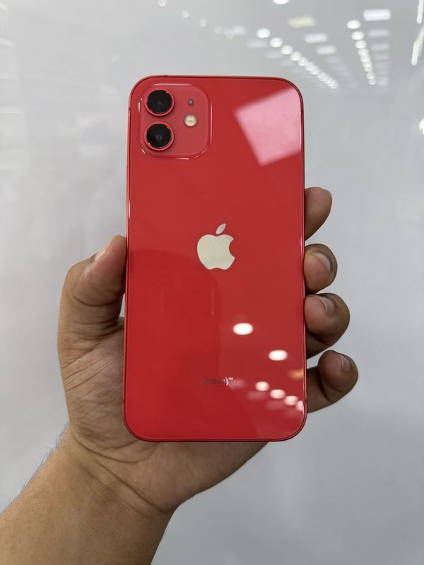 Iphone 12 qizil holati yaxshi Iphone 12 qizil holati yaxshi