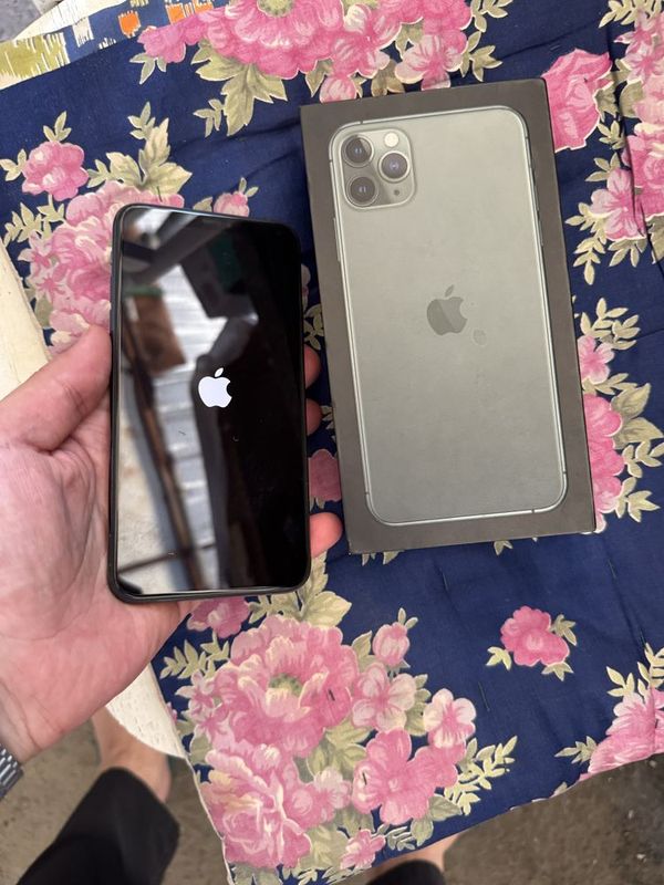 iphone 11 pro max pamit 64g yomkost 73 karopka bor oqip tel qlila