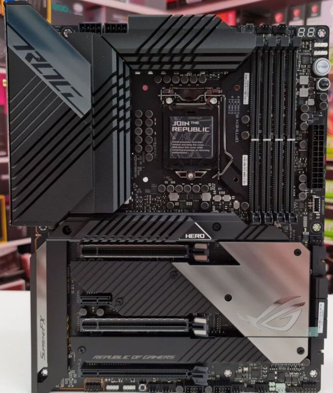 Asus rog maximus XIII hero Z590 Kam ishlagan xolati yangide Asus rog maximus XIII hero Z590 Kam ishlagan xolati yangide