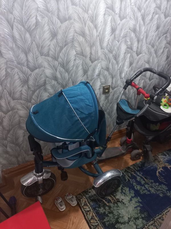 Продаеться велоколяска Продаеться велоколяска