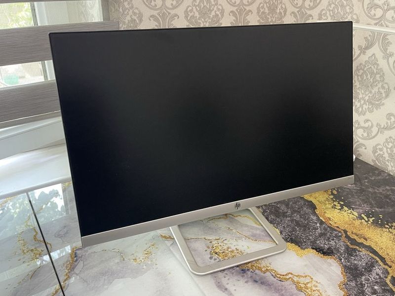 Hp monitor 24 dyum xoroshem sostoyanie Hp monitor 24 dyum xoroshem sostoyanie