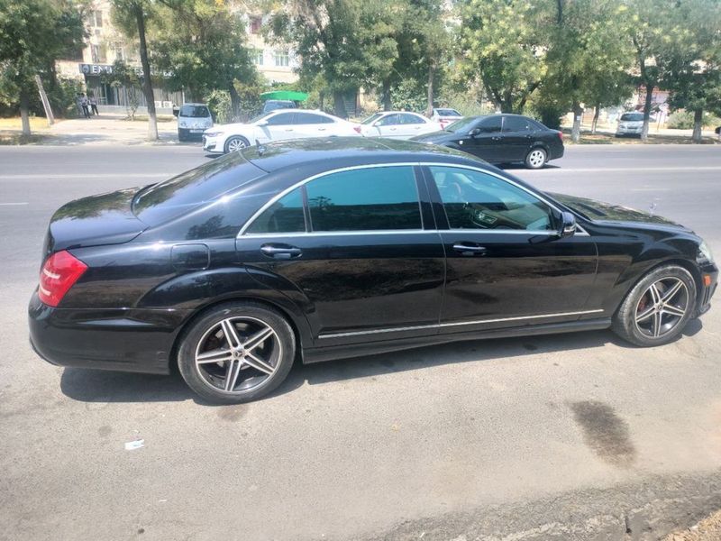 Mercedes benz w221 s class Mercedes benz w221 s class